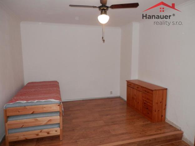 Pronájem bytu 1+1, Ústí nad Labem - Klíše, Bezručova, 35 m2