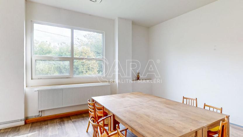 Prodej skladu, Luby, 1700 m2