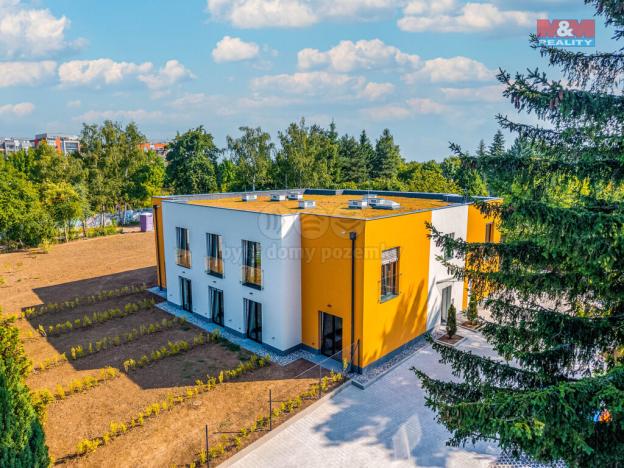 Prodej bytu 1+kk, Praha - Třebonice, U Zličína, 23 m2