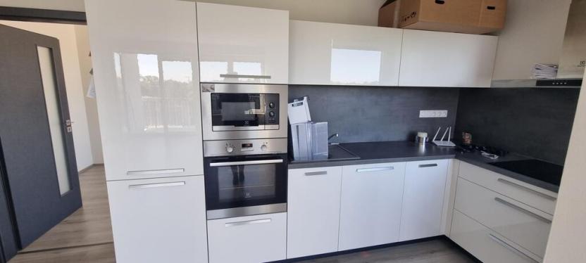 Pronájem bytu 3+kk, Pardubice - Zelené Předměstí, Pod Vinicí, 81 m2