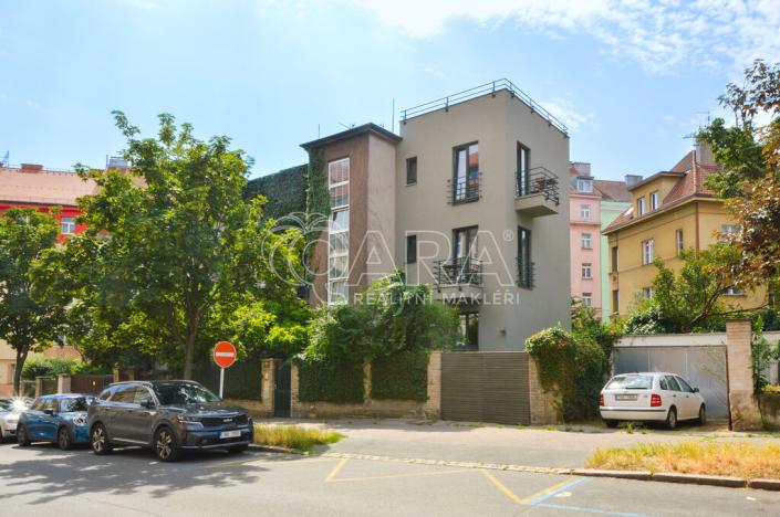 Pronájem bytu 2+1, Praha - Nusle, Nad Nuslemi, 60 m2