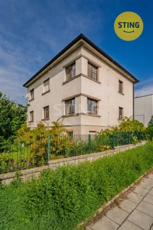 Prodej bytu 3+1, Opava, Liliová, 93 m2