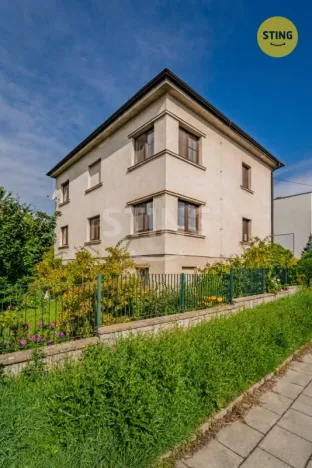 Prodej bytu 3+1, Opava, Liliová, 93 m2