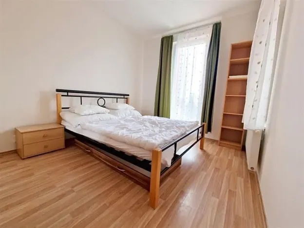 Pronájem bytu 2+kk, Praha - Vokovice, Půlkruhová, 52 m2