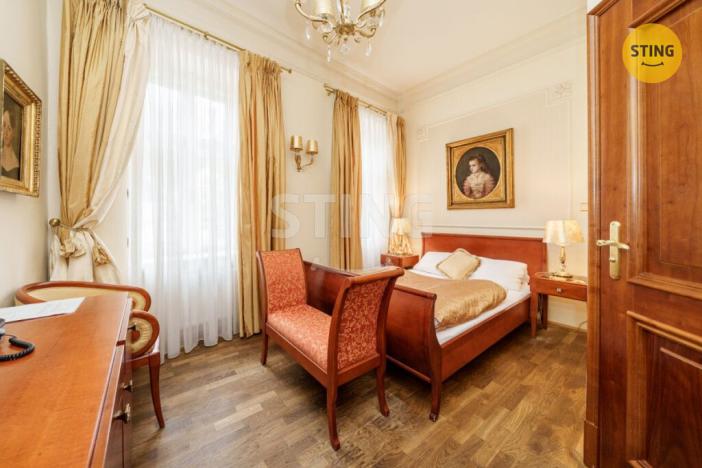 Prodej ubytování, Štramberk, Náměstí, 2230 m2