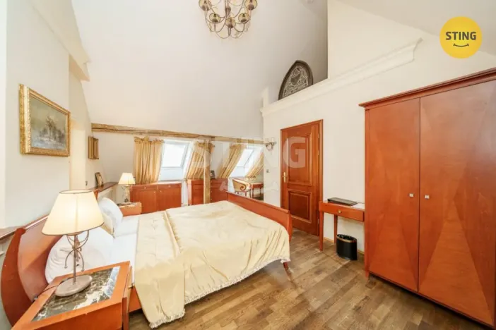 Prodej ubytování, Štramberk, Náměstí, 2230 m2