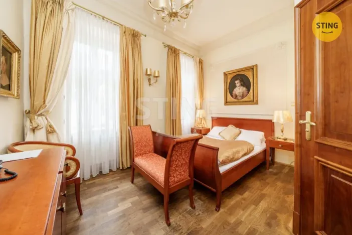 Prodej ubytování, Štramberk, Náměstí, 2230 m2