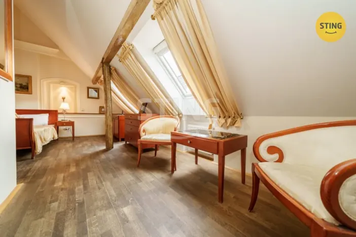 Prodej ubytování, Štramberk, Náměstí, 2230 m2