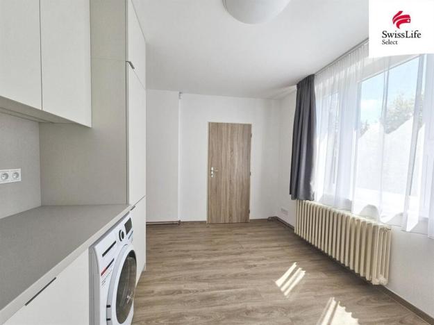 Pronájem bytu 2+1, Praha - Vokovice, Oválová, 62 m2