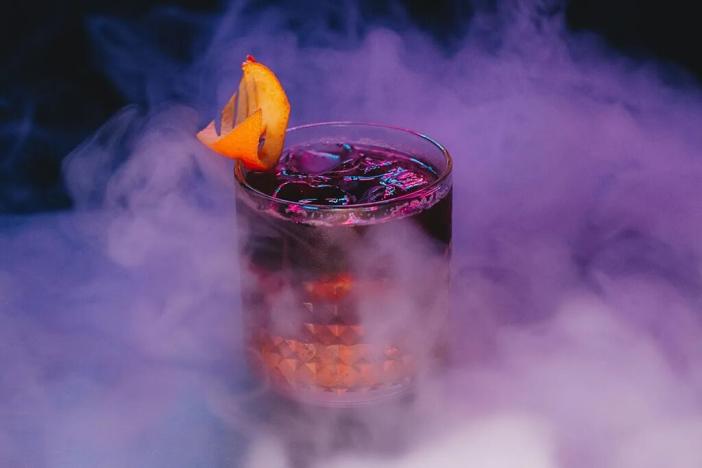 Pronájem obchodního prostoru, Praha - Nové Město, Karlovo náměstí, 250 m2