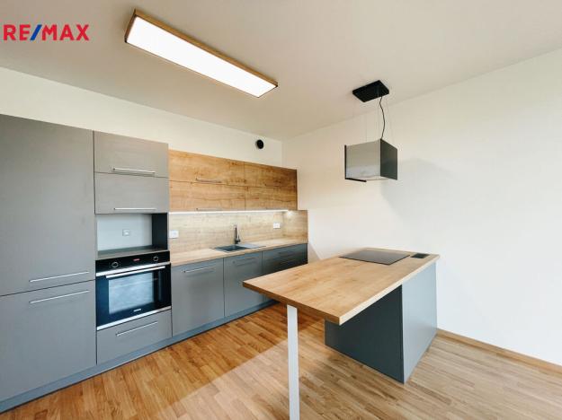 Pronájem bytu 2+kk, Praha - Ruzyně, Drnovská, 55 m2