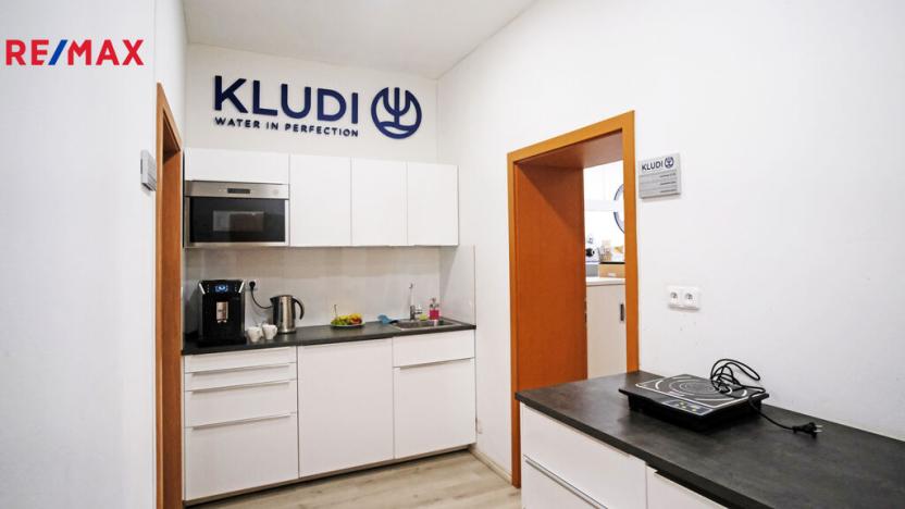 Prodej komerční nemovitosti, Znojmo, Havlíčkova, 537 m2