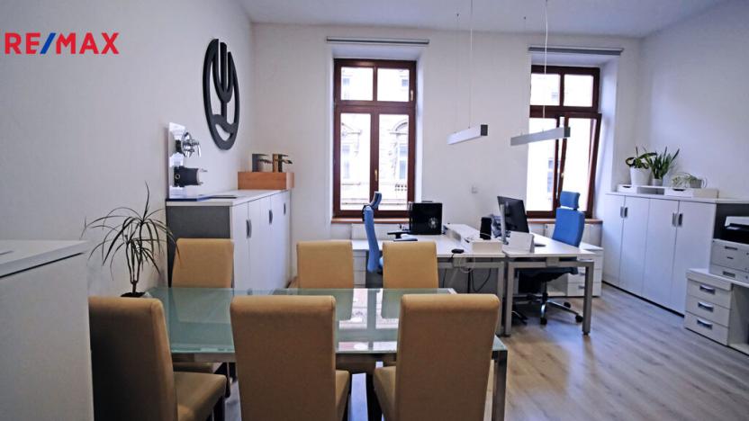 Prodej komerční nemovitosti, Znojmo, Havlíčkova, 537 m2