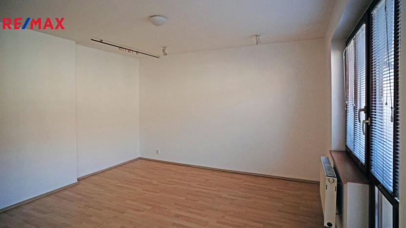 Prodej komerční nemovitosti, Znojmo, Havlíčkova, 537 m2