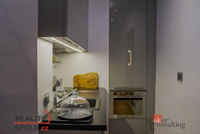 Prodej bytu 2+kk, Praha - Vinohrady, Vinohradská, 67 m2