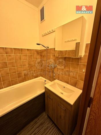 Pronájem bytu 2+1, Bruntál, Jiráskova, 57 m2