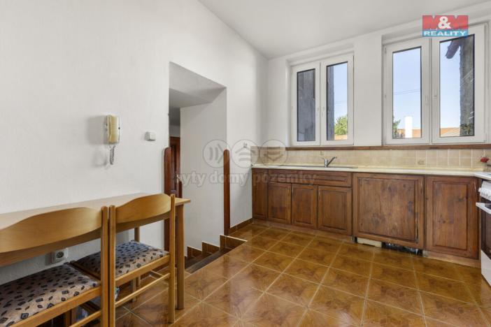 Prodej rodinného domu, Chroustovice, náměstí Josefa Haška, 185 m2