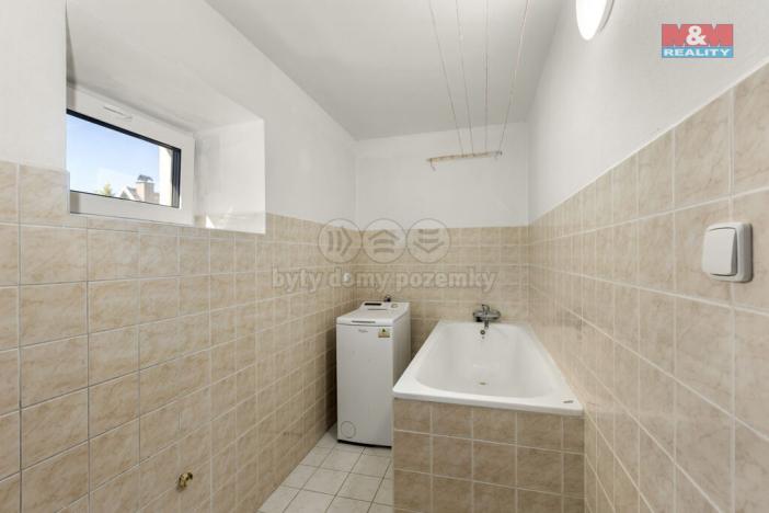 Prodej rodinného domu, Chroustovice, náměstí Josefa Haška, 185 m2