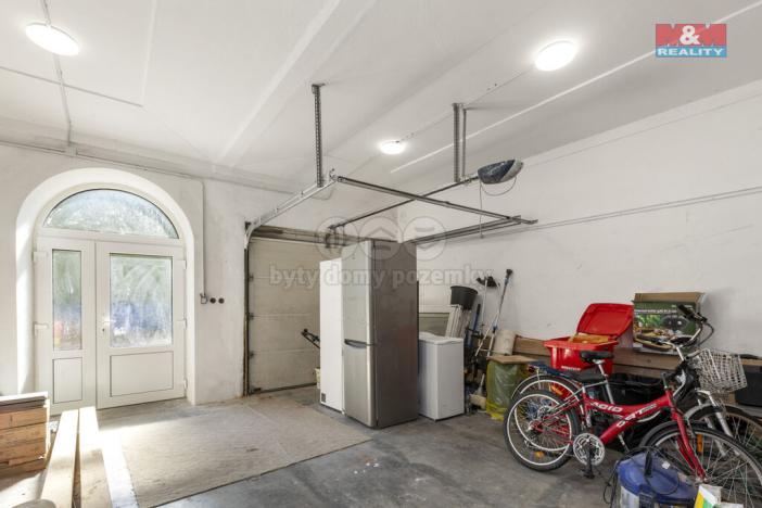 Prodej rodinného domu, Chroustovice, náměstí Josefa Haška, 185 m2