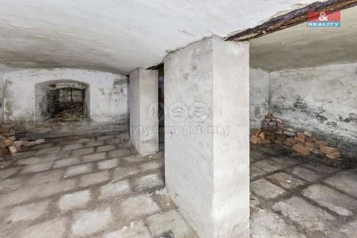 Prodej rodinného domu, Chroustovice, náměstí Josefa Haška, 185 m2