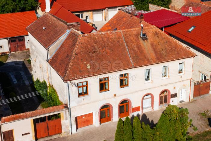 Prodej rodinného domu, Chroustovice, náměstí Josefa Haška, 185 m2