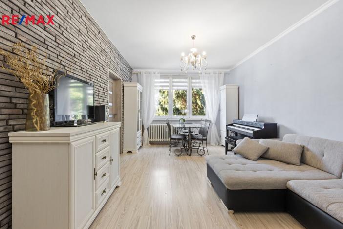 Prodej bytu 3+1, Karlovy Vary - Rybáře, Chomutovská, 60 m2