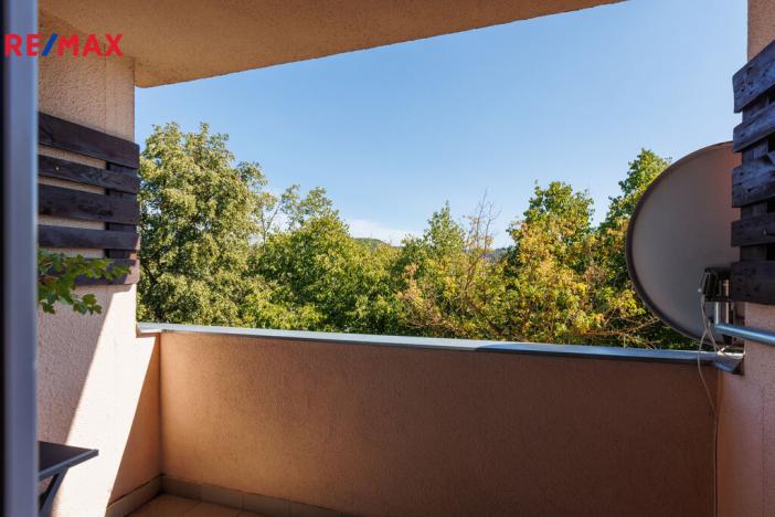 Prodej bytu 3+1, Karlovy Vary - Rybáře, Chomutovská, 60 m2