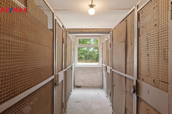 Prodej bytu 3+1, Karlovy Vary - Rybáře, Chomutovská, 60 m2