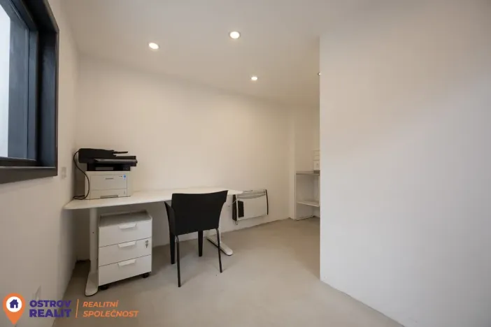 Prodej obchodního prostoru, Šumperk, Uničovská, 198 m2