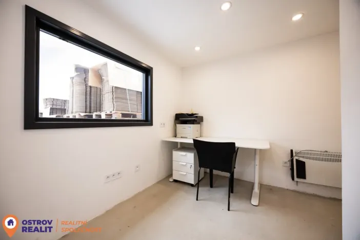 Prodej obchodního prostoru, Šumperk, Uničovská, 198 m2