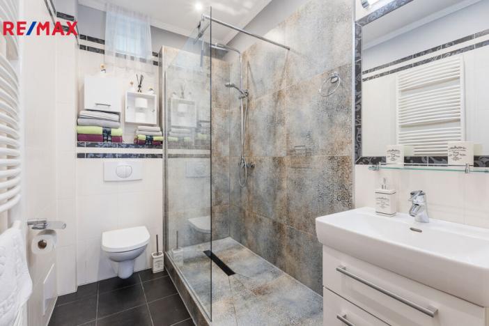 Prodej bytu 3+kk, Karlovy Vary, Ondřejská, 66 m2