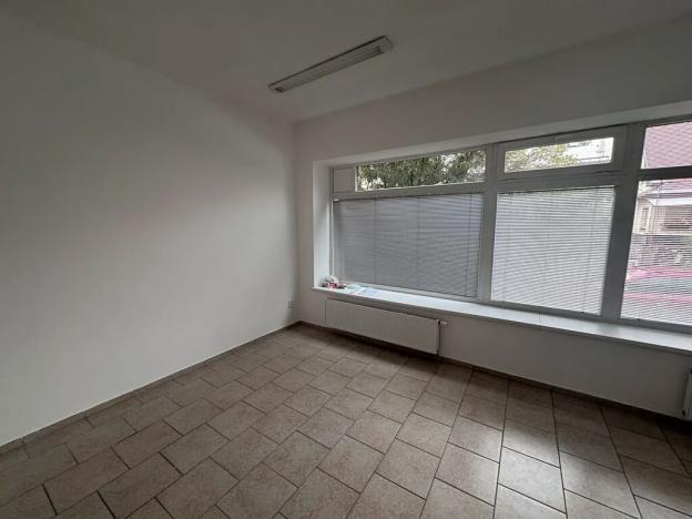 Pronájem obchodního prostoru, Jeseník, Vaškova, 45 m2