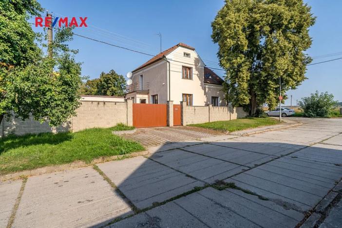 Prodej rodinného domu, Lužná, Školská, 151 m2