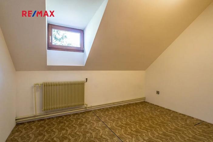 Prodej rodinného domu, Lužná, Školská, 151 m2