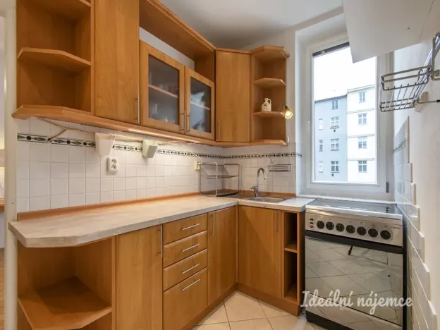 Pronájem bytu 2+kk, Praha - Žižkov, Žižkovo náměstí, 49 m2