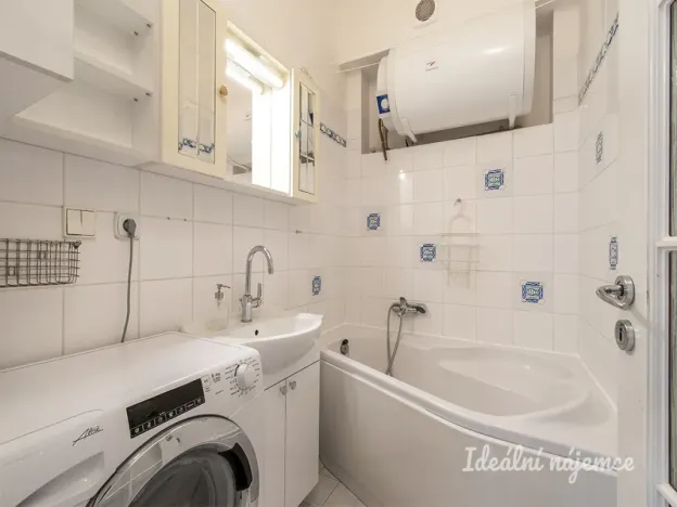 Pronájem bytu 2+kk, Praha - Žižkov, Žižkovo náměstí, 49 m2