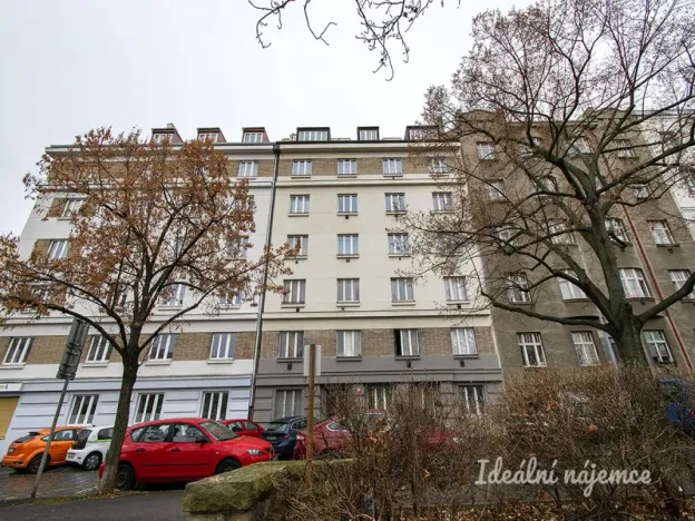 Pronájem bytu 2+kk, Praha - Žižkov, Žižkovo náměstí, 49 m2