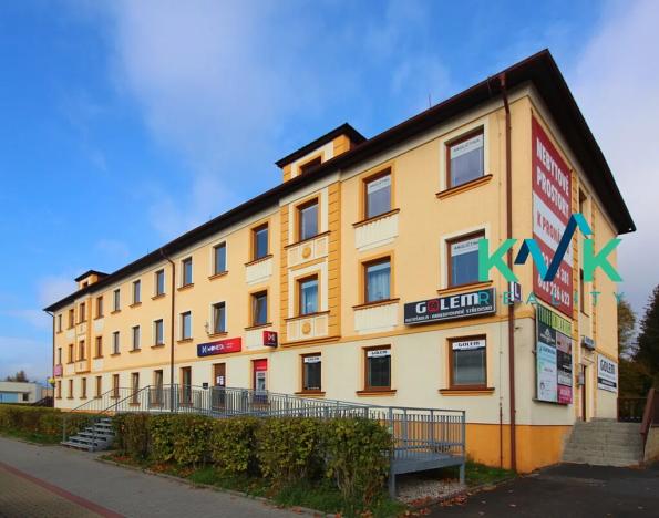 Pronájem obchodního prostoru, Ostrov, Hlavní třída, 36 m2