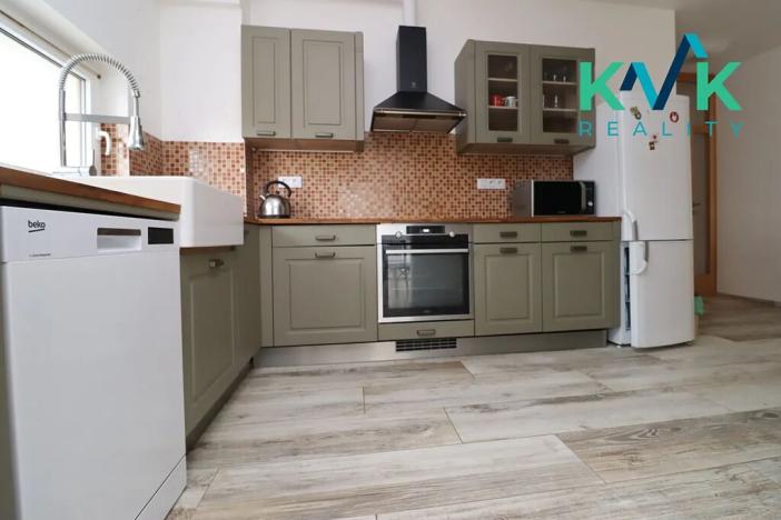 Prodej bytu 3+kk, Karlovy Vary, Šumavská, 108 m2