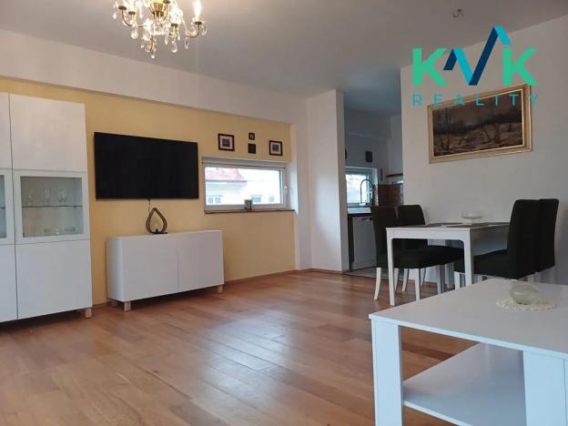 Prodej bytu 3+kk, Karlovy Vary, Šumavská, 108 m2