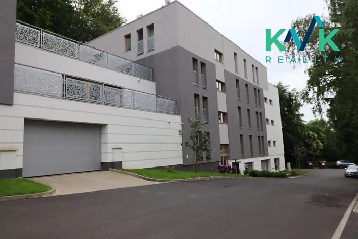 Prodej bytu 3+kk, Karlovy Vary, Šumavská, 108 m2