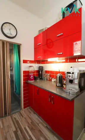 Prodej bytu 2+1, Karlovy Vary, Borová, 38 m2