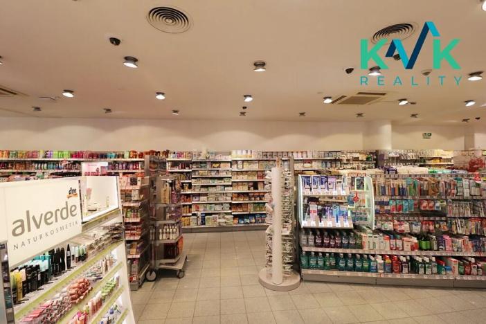 Pronájem obchodního prostoru, Karlovy Vary, T. G. Masaryka, 371 m2