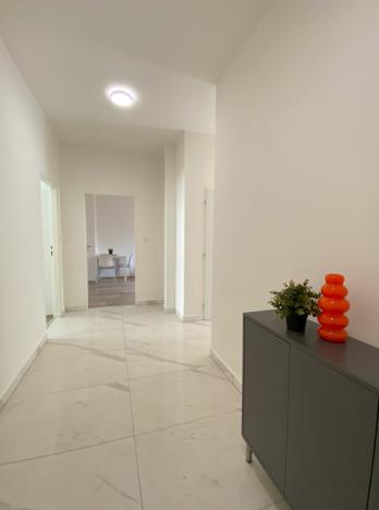 Pronájem bytu 2+1, Karlovy Vary, Koptova, 76 m2