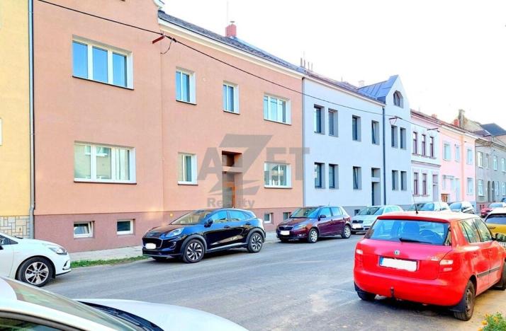 Prodej bytu 3+1, Krnov - Pod Bezručovým vrchem, Březinova, 177 m2