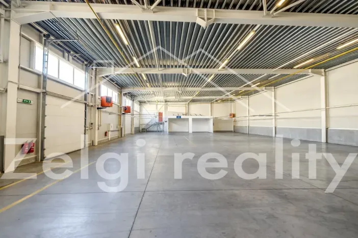 Pronájem kanceláře, Brno, 600 m2