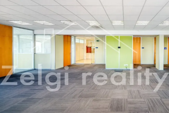 Pronájem kanceláře, Brno, 600 m2