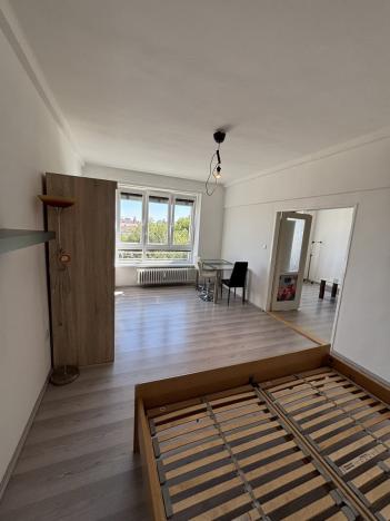 Pronájem bytu 2+1, Hradec Králové, Chelčického, 55 m2