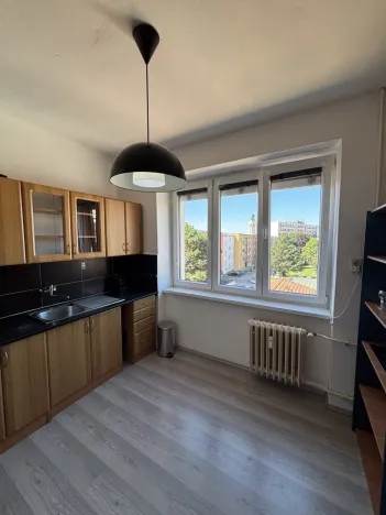 Pronájem bytu 2+1, Hradec Králové - Pražské Předměstí, Chelčického, 55 m2
