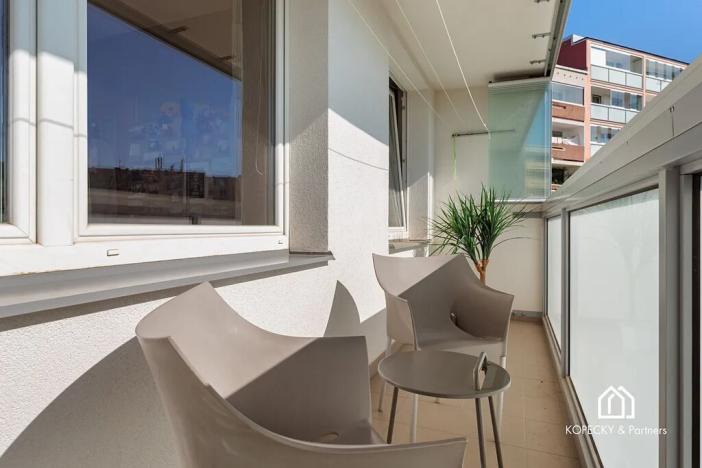 Prodej bytu 3+1, Praha - Stodůlky, Husníkova, 71 m2